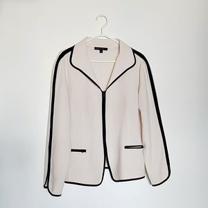Lafayette 148 100% Wool Zip Up Vintage Blazer